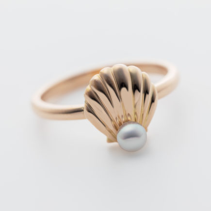 K18PG SHELL RING with BABY PEARL